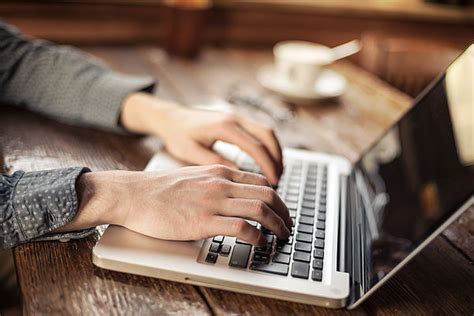 Contoh cvcmenetapkan cv dari templat (word 2003, 2007, 2010, 2013) buat cv tanpa templatewrite cv15 rujukan. Presse: EFM Versicherungsmakler