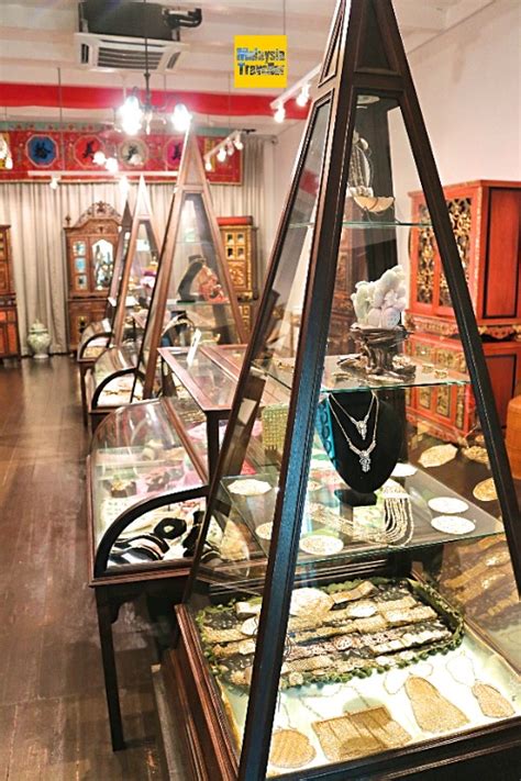 Hotels, apartments, villas, hostels, resorts, b&bs Straits Chinese Jewellery Museum Melaka - Nyonya Jewellery ...