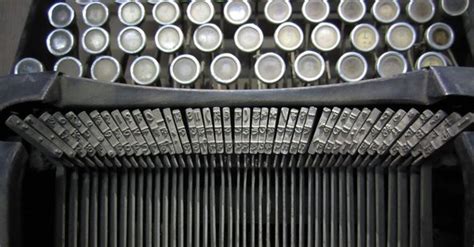 How the QWERTY keyboard shapes the way we communicate ...
