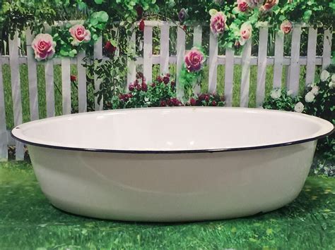 205 items found from ebay international sellers. Vintage Baby Bathtub - White Enamel- newborn bathtub props ...