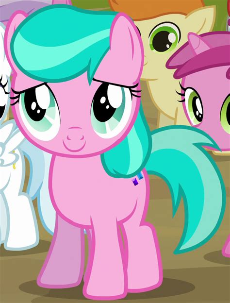 Friendship is magic is an american cartoon tv series launched by the hasbro toy company in 2010 to promote the pseudoscience of magic toys; Aquamarine | My Little Pony Przyjaźń to magia Wiki ...