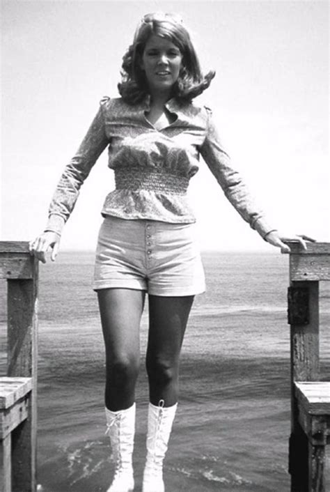 Between the combination of the anatomy and absolutely wonderful conditions, the shape is supposed to look like. Hotpants of the 1960s and '70s ~ Vintage Everyday