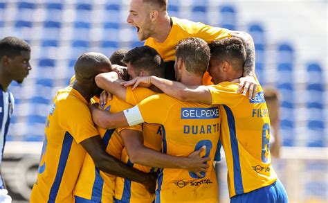 In 13 (76.47%) matches played away was total goals (team and opponent) over 1.5 goals. Estoril Praia 4 x FC Porto B 0 - Estoril Praia, SAD