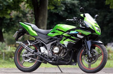 Penulis tertarik dengan pemberitaan tentang bagaimana nasib dari kawasaki ninja 150r yang mesinnya dua tak. Kehebatan Turing Jelajah Dengan Motorsport 2Tak Ninja Krr ...