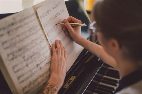 Così le la riapertura di palestre e centri benessere potrà avvenire solo se saranno rispettate tutte le condizioni di dalla prossima settimana quindi in zona rossa ci saranno ancora campania, emilia romagna, friuli. Responsabili scuole di musica Emilia-Romagna chiedono ...