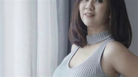 1,348 likes · 9 talking about this. Tante Ernie Pemersatu Bangsa - YouTube