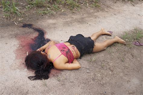 Destinan rd$14 millones para violencia. Hanged Dead Girls Documenting Reality - hanged girl>site ...