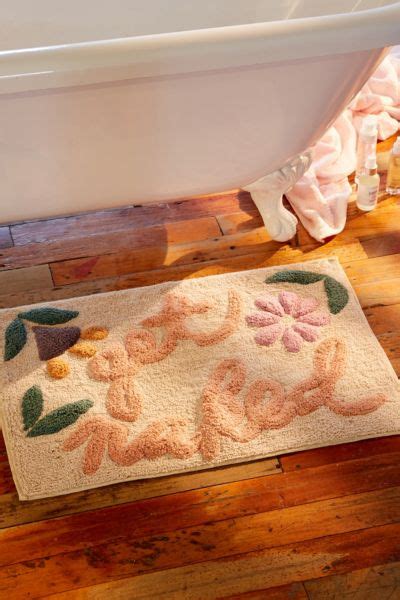 Free returns free shipping on orders $49+ 1000+ new arrivals dropped daily shop bath towels online. Get Naked Floral Bath Mat | Urban Outfitters Canada