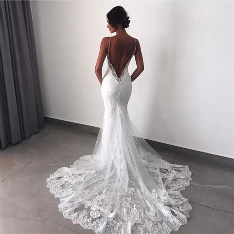 Shop for beautiful sheath wedding dresses & form fitting wedding dresses in various designs at david's bridal, including lace. Sexy V-neck Open Back Mermaid Lace Wedding Dresses 2018 ...