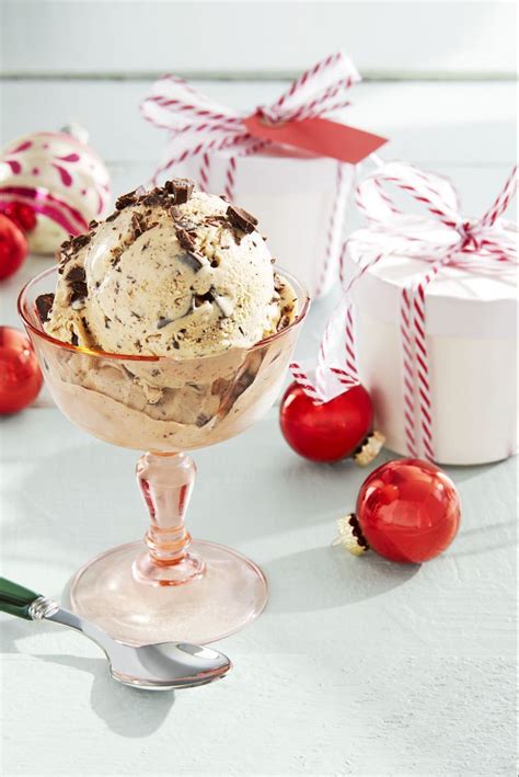 Looks like a little christmas landscape recipe by: Gingerbread-Chocolate Chunk No-Churn Ice Cream | Recipe | Christmas desserts easy, Homemade food ...