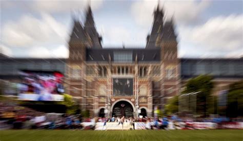 De 5e editie zal in nauw overleg met het stadsbestuur van amsterdam is besloten museumplein polo amsterdam 2020 af te. FOK.nl / Nieuws / Mensen onwel door warmte op Museumplein