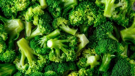 Read on to find your new favourite recipe. Boiled broccoli vs. steamed broccoli: Which is better?