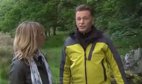 Jul 28, 2021 · he's better known for introducing generations of children to nature from the really wild show in the 80s to springwatch, which he has hosted for the last 15 years. WATCH: BBC presenter can't fail as he slips in Clash song ...