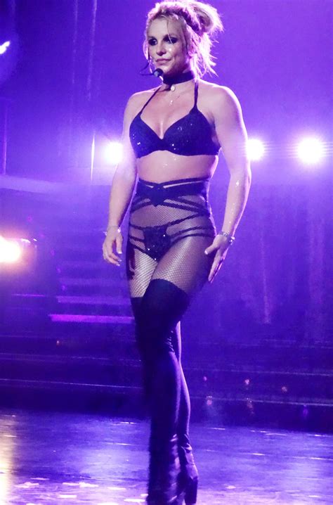 Britney jean spears (born december 2, 1981) is an american singer and actress. Britney Spears At Axis for Planet Hollywood Las Vegas ...