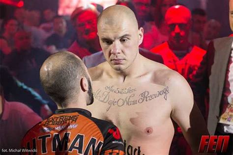 Tomasz sarara breaking news and and highlights for ksw 62 fight vs. Tomasz Sarara chce walki z Arturem Szpilką: Czas na ...