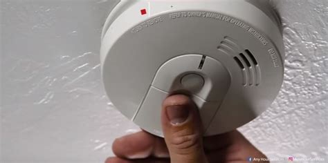 Most homeowners know you should change a smoke detector battery twice the smoke detector is mounted near the ceiling, as it should be for safety and maximum effectiveness. Change Smoke Detector Batteries