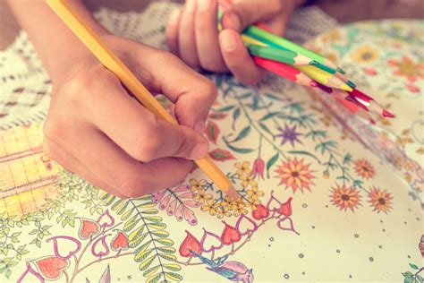 Art therapy is still pretty young as a profession, so it's important to check with your local art therapy organization for proper i really would like to study art therapy but i live in texas and after research it doesn't seem that any of the. How To Become An Art Therapist | Education Requirements ...