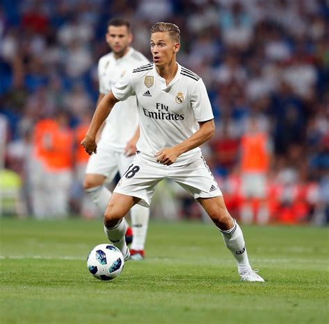 Born 30 january 1995) is a spanish professional footballer who plays as a central or defensive midfielder llorente playing for real madrid in 2015. Marcos Llorente | Real madrid, Madrid, Running