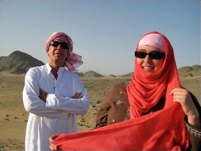 Show reviews by tv.com users. Anthony Bourdain: No Reservations - 04x13 Saudi Arabia ...