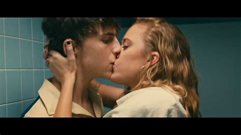 Timothée chalamet, alex roe, maika monroe and others. Hot Summer Nights (2017) Official Trailer - YouTube