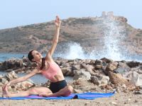 Danielle collins is the world leading face yoga expert and a renowned authority in yoga, nutrition and wellbeing. Danielle Collins, The Face Yoga Expert