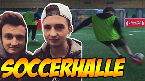 Zum beispiel gab es beim ofm hallenmasters die möglichkeit eine exclusive soccerhalle für dein vereinsgelände zu erspielen. Youtuber in der Soccerhalle feat. MarcelScorpion, Faro und ...