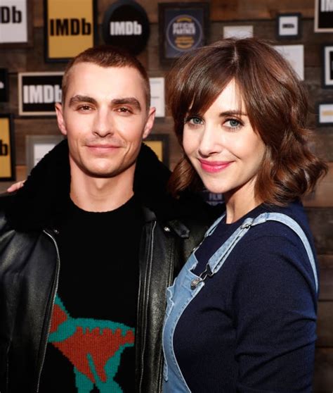 Watch her entire conversation with glamour 's samantha barry. Alison Brie and Dave Franco: MARRIED! - The Hollywood Gossip