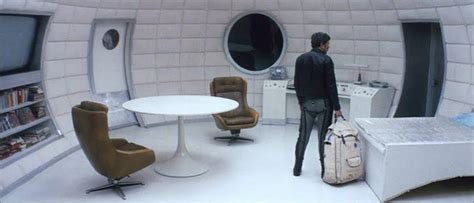 Since the movie has a somewhat different premise than the novel it was based on, the novel sheds light on many of the aspects that were deemed unimportant in the adaptation, including the ending. REVIEW: Solaris (1972) vs. Solaris (2002) | Director de ...