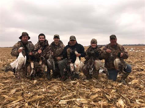 Cherrybend pheasant farm, ohio's pheasant hunting destination.640 acres of prime pheasant welcome to cherrybend pheasant farm! Squaw Creek Hunt Club - Game Farm and Guide Service ...