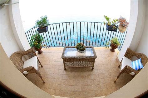 Jul 17, 2021 · strada statale 113 98164 mortelle italien. B&B La Veduta: BEWERTUNGEN, FOTOS & PREISVERGLEICH (Scilla ...