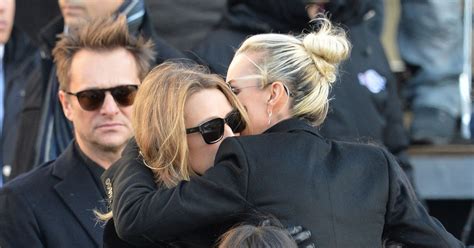 David hallyday peut compter sur le soutien indéfectible de ses deux filles, ilona et emma. David Hallyday, Laura Smet, Laeticia Hallyday et ses ...