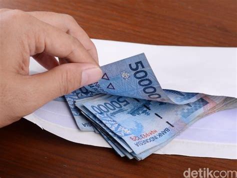 Cara mengambil uang di atm mandiri tanpa kartu. 7 Tips Agar Gaji Bulanan Kamu Tak Cepat Habis