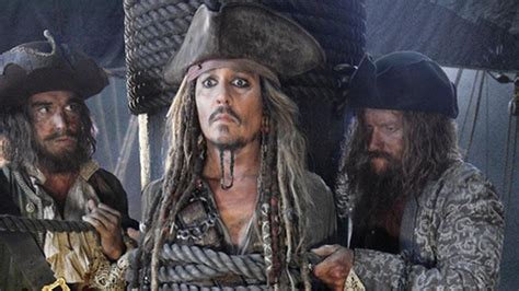 Kehrt johnny depp als captain jack sparrow zurück? "Fluch der Karibik 5": 1. Foto von Johnny Depp am Set ...