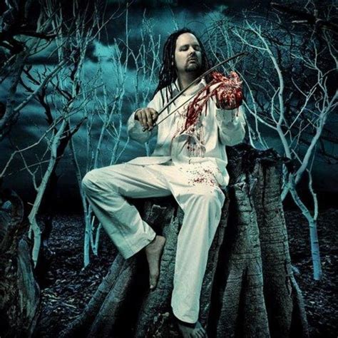 Jonathan howsmon davis (born january 18, 1971), also known as jd, jdevil, or j devil, is an american singer, songwriter, and musician. Thy Unveiling: Exploring Korn part 2: Jon Davis