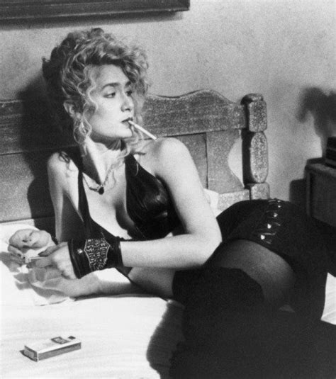 Nicolas cage and laura dern in wild at heart (1990) | twin. TATJANA SL on Twitter: "Laura Dern as Lula Fortune in ...