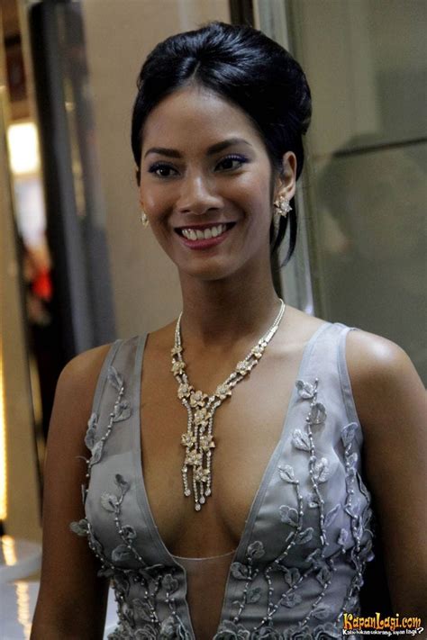 Tara Basro / Tara Basro Absolutely Nails Her Second Daman ...