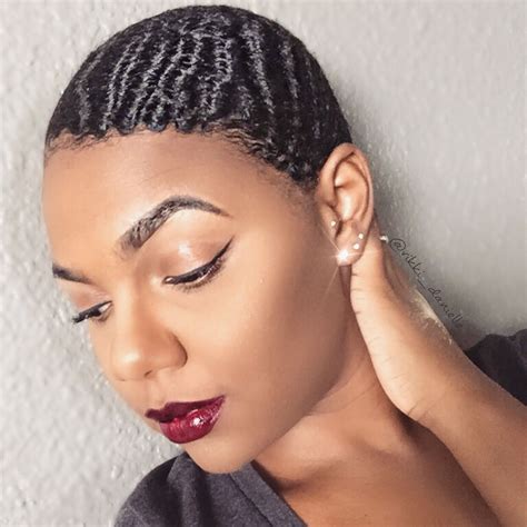 This cut shows what a great cut can do for curly hair. Styling Gel Hairstyles For Black Ladies : 2021 Hair Bridal ...