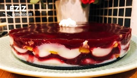 Yaban mersini ile limon birbirine çok yakışıyor. Yaban Mersinli Kedi Dilli Pasta - Leziz Yemeklerim