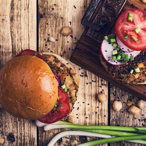 We did not find results for: Gesunde Alternativen zu Fast Food | GQ Germany