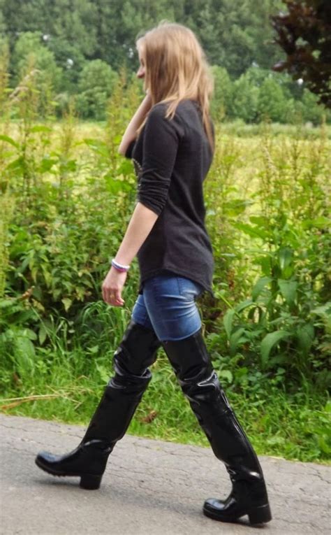 Nice girls in waders wet and muddy hübsche girls in waders naß und schlammig. 603 best images about Boots en waders on Pinterest ...