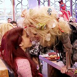 Cat valentine and sam puckett are the two title characters of sam & cat, and they are best friends and roommates. The Korrasami-slash and homosexuality in works thread ...