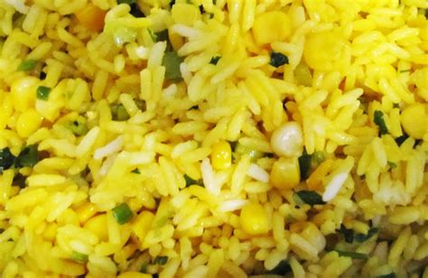 Eating high fiber rice as a substitute for white rice may aid weight loss, along with a decrease in cholesterol. Yellow Ecuadorian Rice | Yellow rice recipes, Ecuadorian ...