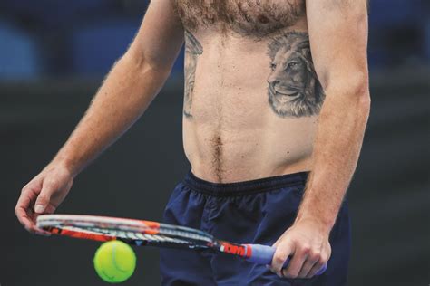 Considering we're in the midst of wimbledon, i've decided to feature my favorite tennis player, liam broady. Körpersprache: Die Tattoos der Tennisstars - Page 3 of 4 ...