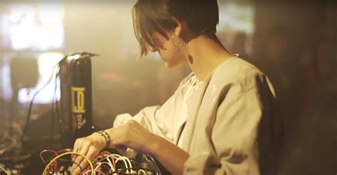 Caterina barbieri is an italian composer who explores themes related to machine intelligence and object oriented perception in sound through a focus on minimalism. Caterina Barbieri - Ecstatic Computation - Kallistik