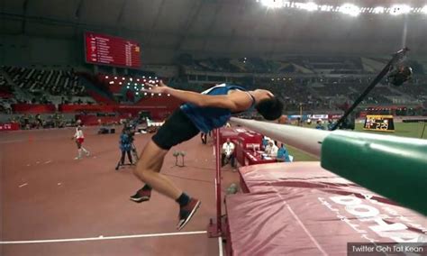 Jaguh lompat tinggi negara, lee hup wei tidak sasarkan untuk pecah rekod kebangsaan milik rakannya, nauraj singh di terbuka singapura minggu hadapan. Hup Wei first Malaysian high jumper to make finals at ...