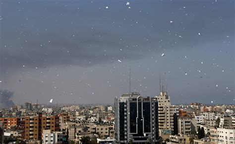 את ראש הממשלה נתניהו הגדיר רב מרצחים, את הרמטכל אביב כוכבי פושע מלחמה, את איילת שקד חלאה ניאו־נאצית, ואת אביגדור ליברמן צאצא של אדולף. ה"סביון" של עזה: שכונת רימאל היוקרתית לא הופצצה כלל