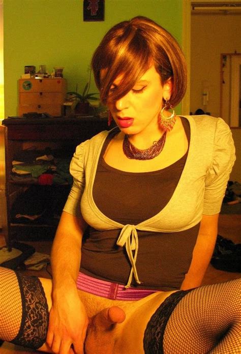 Discover a wide range of hot private webcam records in different categories on cuncam.com. Eroticaz: OMG - its a CD trap
