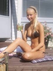 We have every kind of pics that it is possible to find on the internet right here. Young girls fuck, teens naked, hot girlfriends and ...