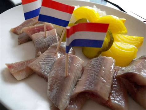 Nieuwe haring, nederlandstalige nummerkes van marcel van der linden. Hollandse nieuwe haring | Hollandse nieuwe