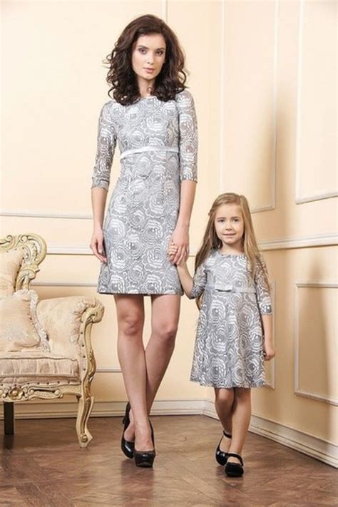 Check out our mama tochter kleid selection for the very best in unique or custom, handmade pieces from our clothing shops. Mutter-Tochter Partnerlook - Spitzenkleider | Kleider für ...